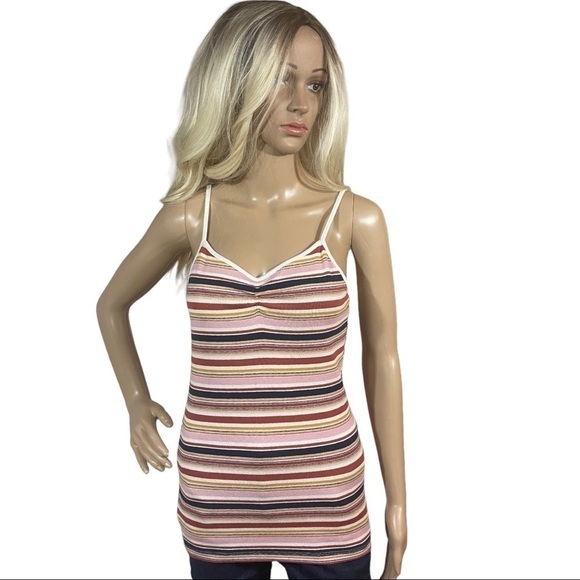 No boundaries Striped tank top - Picture 1 of 8